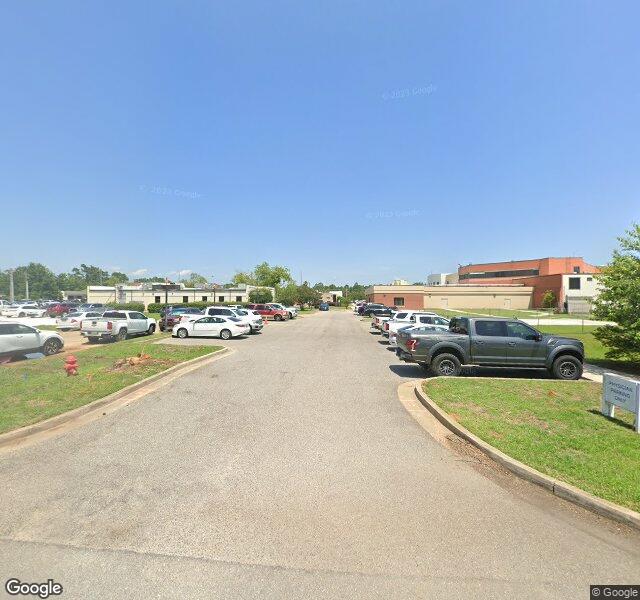 DIVERSICARE OF FOLEY nursing home in FOLEY, AL - Photo 2 of 2