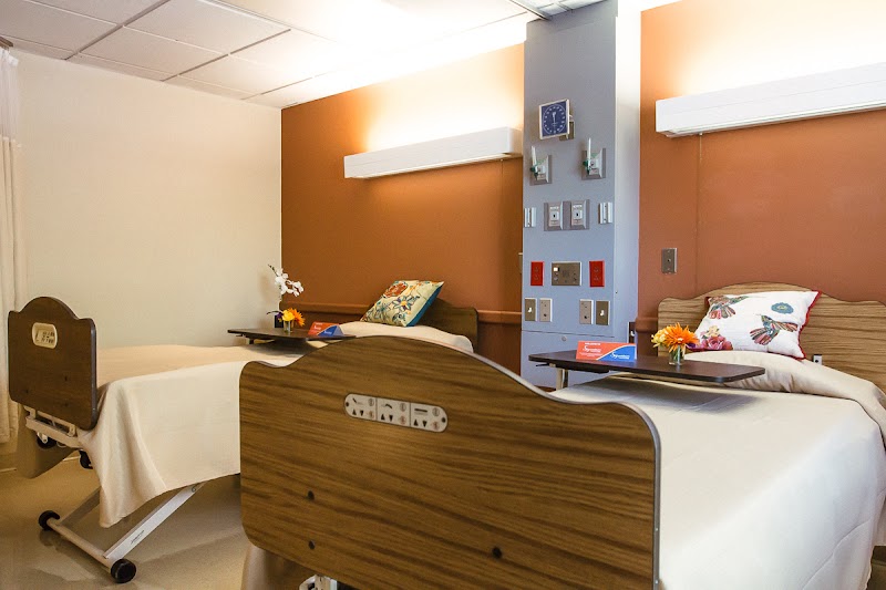 ROCKET CITY REHABILITATION AND HEALTHCARE CENTER nursing home in HUNTSVILLE, AL - Photo 4 of 5