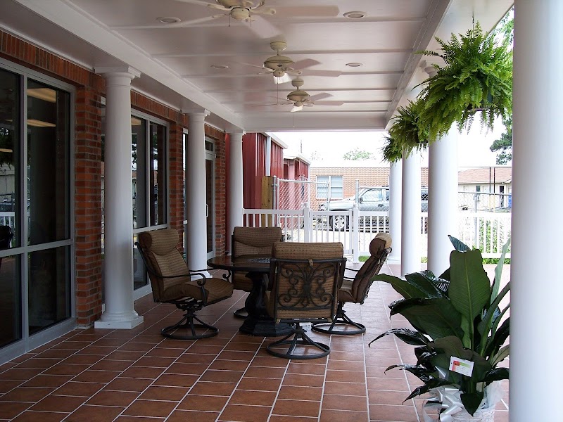 CROWNE HEALTH CARE OF CITRONELLE nursing home in CITRONELLE, AL - Photo 3 of 10