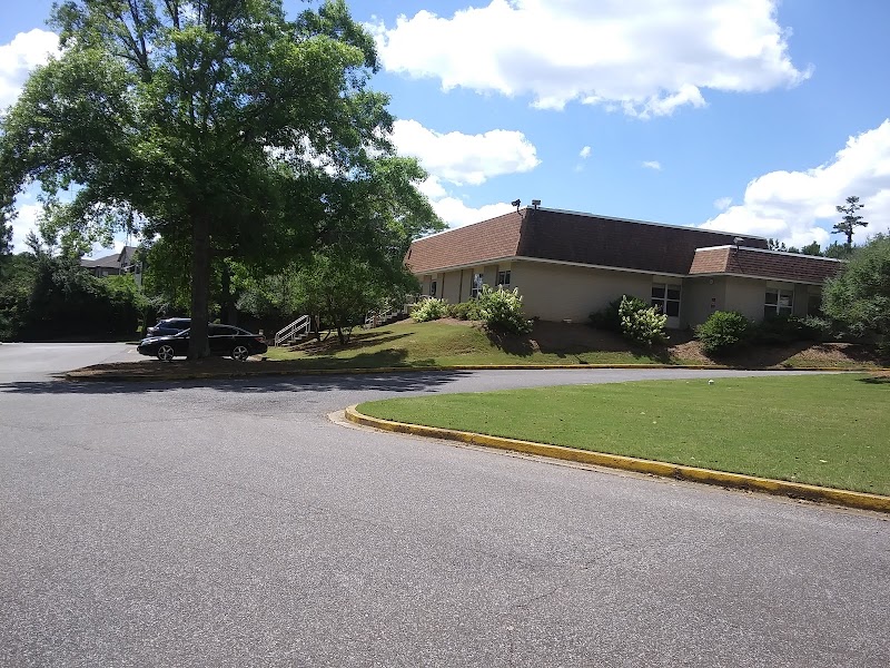 DIVERSICARE OF RIVERCHASE nursing home in BIRMINGHAM, AL - Photo 3 of 5