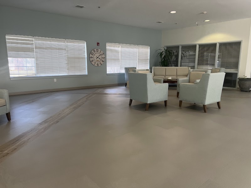 DECATUR HEALTH & REHAB CENTER nursing home in DECATUR, AL - Photo 2 of 5