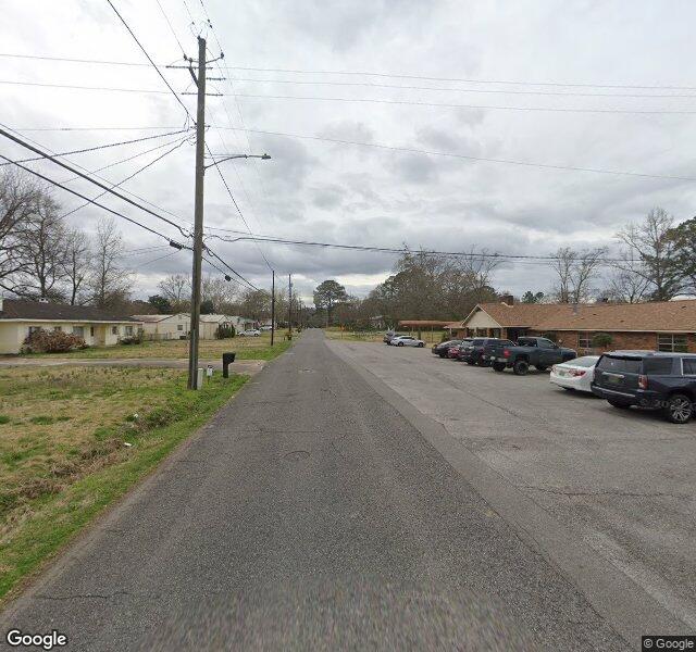 SELF SKILLED NURSING & REHAB nursing home in HUEYTOWN, AL - Photo 2 of 5