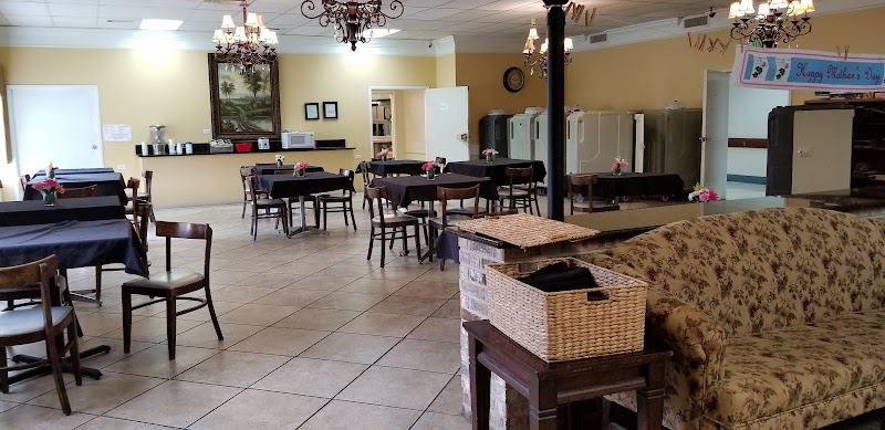 SELF SKILLED NURSING & REHAB nursing home in HUEYTOWN, AL - Photo 4 of 5