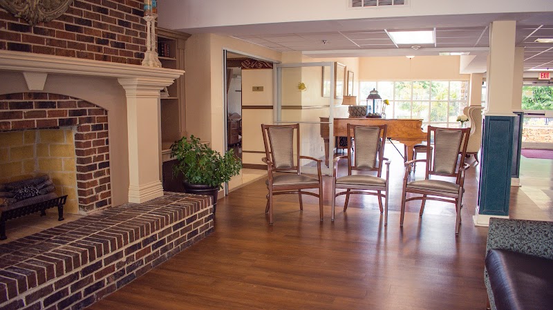 CAPITOL HILL HEALTHCARE CENTER nursing home in MONTGOMERY, AL - Photo 3 of 10