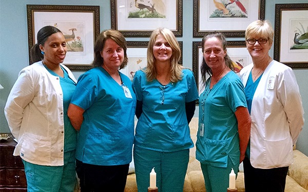 CROWNE HEALTH CARE OF SPRINGHILL nursing home in MOBILE, AL - Photo 4 of 10