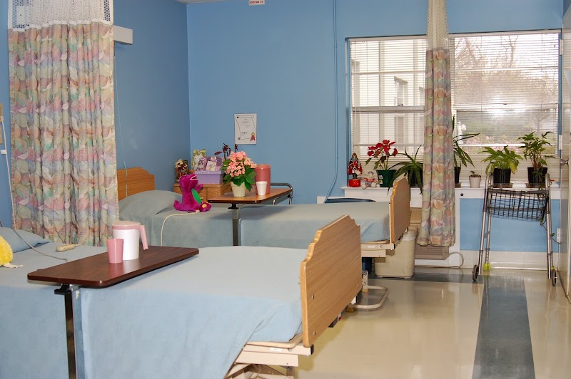 SPRINGHILL SENIOR RESIDENCE nursing home in MOBILE, AL - Photo 2 of 10