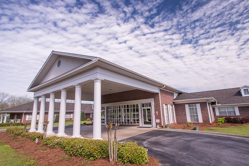 FLORALA HEALTH AND REHABILITATION LLC nursing home in FLORALA, AL - Photo 2 of 4