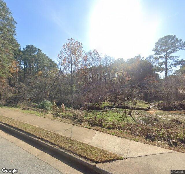 ARBOR LAKE HEALTH AND REHAB nursing home in AUBURN, AL - Photo 2 of 2