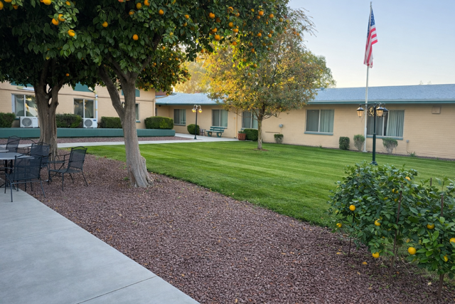 SANTA ROSA CARE CENTER nursing home in TUCSON, AZ - Photo 4 of 5