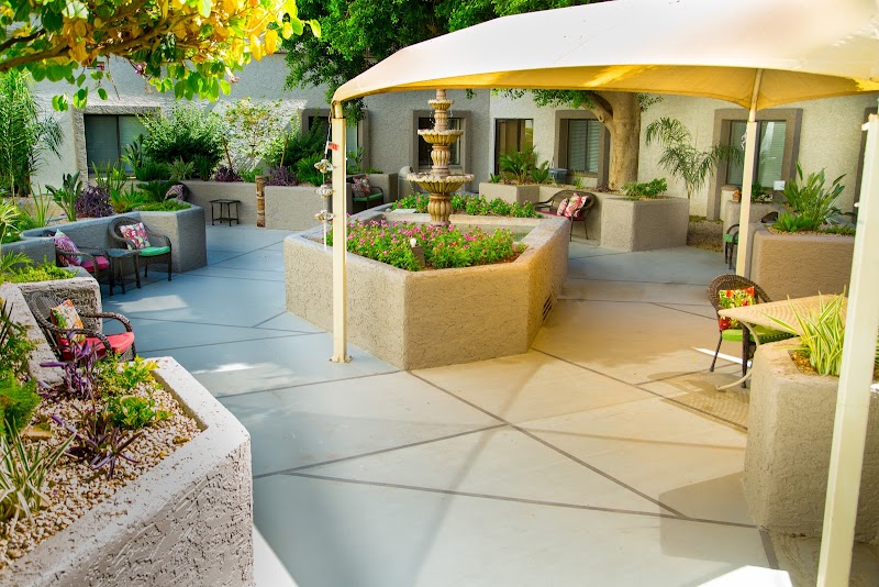 PLAZA HEALTHCARE nursing home in SCOTTSDALE, AZ - Photo 4 of 10