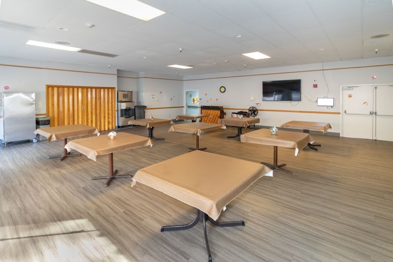 TEMPE POST ACUTE nursing home in TEMPE, AZ - Photo 4 of 10