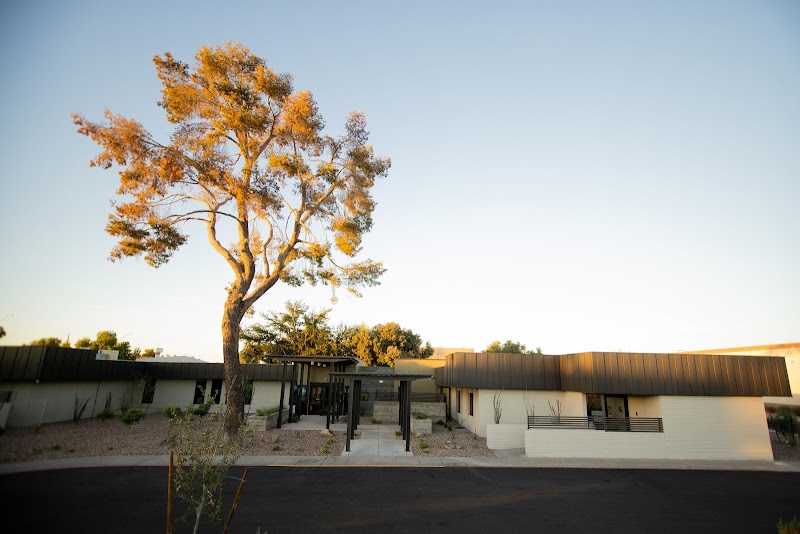 HAVEN OF PHOENIX nursing home in PHOENIX, AZ - Photo 2 of 10