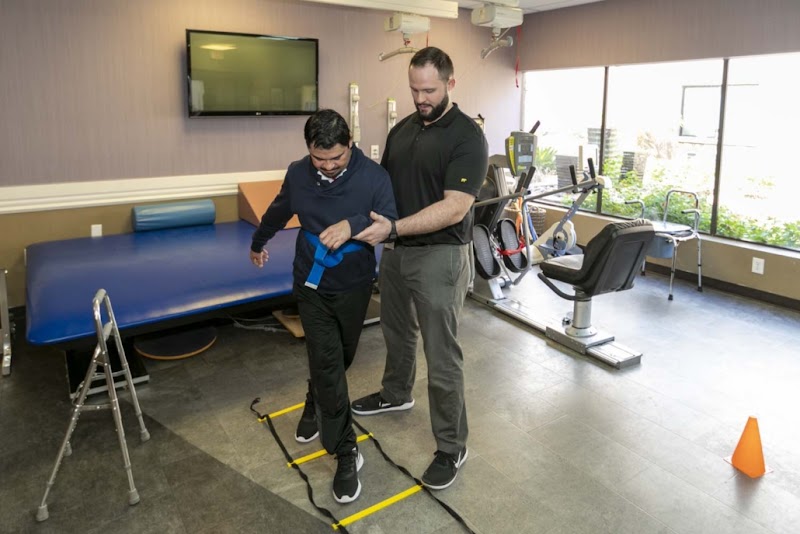 MONTECITO POST ACUTE CARE AND REHABILITATION nursing home in MESA, AZ - Photo 3 of 10