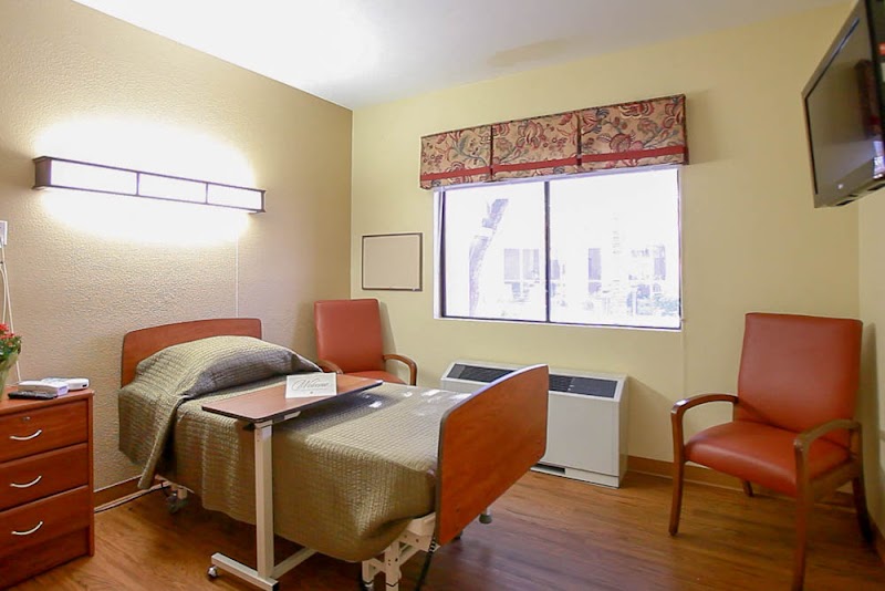 LIFE CARE CENTER OF SCOTTSDALE nursing home in SCOTTSDALE, AZ - Photo 5 of 10