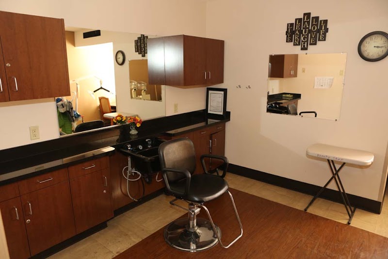 SABINO CANYON REHABILITATION & CARE CENTER nursing home in TUCSON, AZ - Photo 5 of 10