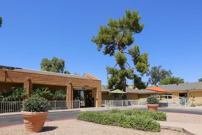 HORIZON POST ACUTE AND REHABILITATION CENTER nursing home in GLENDALE, AZ - Photo 4 of 10