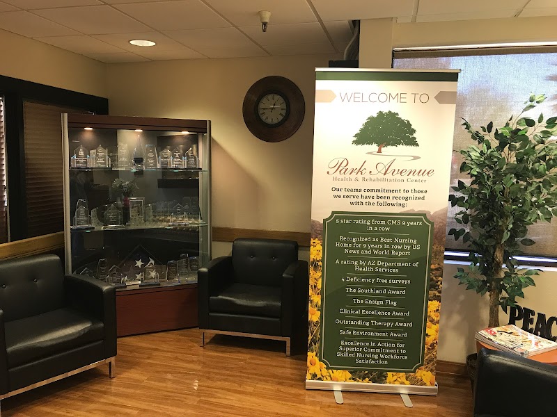 PARK AVENUE HEALTH AND REHABILITATION CENTER nursing home in TUCSON, AZ - Photo 3 of 5