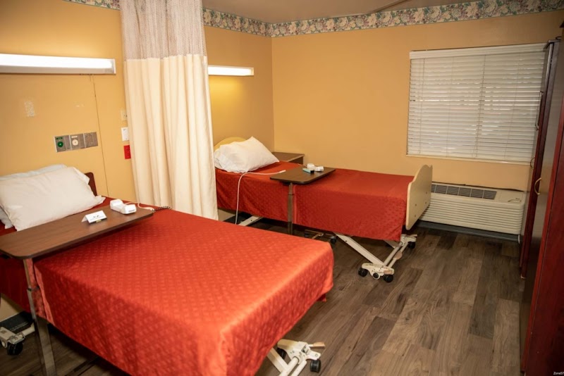 SOUTH MOUNTAIN POST ACUTE nursing home in PHOENIX, AZ - Photo 5 of 5