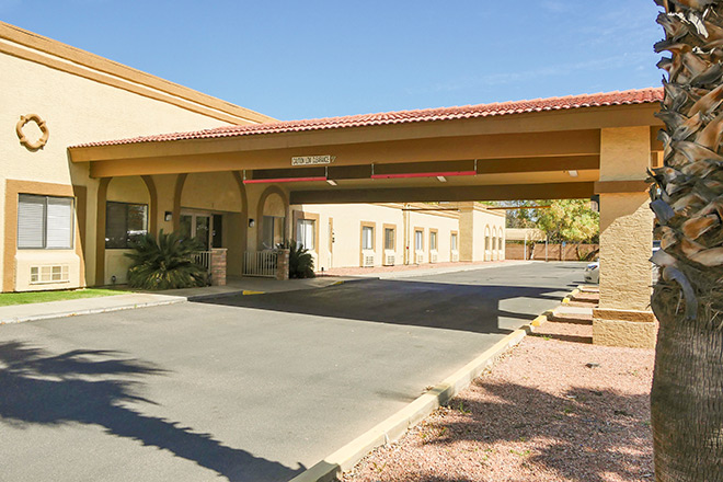 RIVER PARK POST ACUTE nursing home in CHANDLER, AZ - Photo 2 of 10