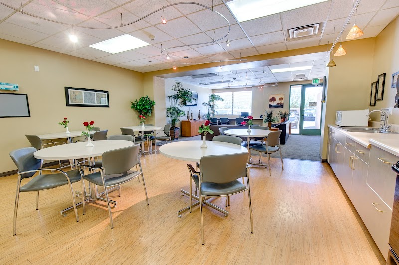 Palm Valley Post Acute nursing home in GOODYEAR, AZ - Photo 3 of 5