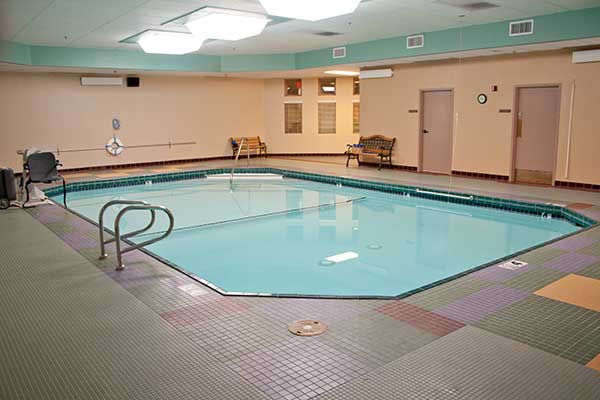 FREEDOM PLAZA CARE CENTER nursing home in PEORIA, AZ - Photo 2 of 7