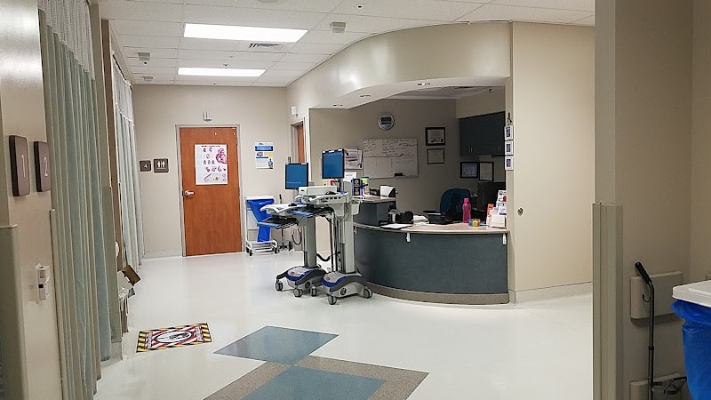 SKILLED NURSING UNIT AT ORO VALLEY HOSPITAL nursing home in ORO VALLEY, AZ - Photo 4 of 10