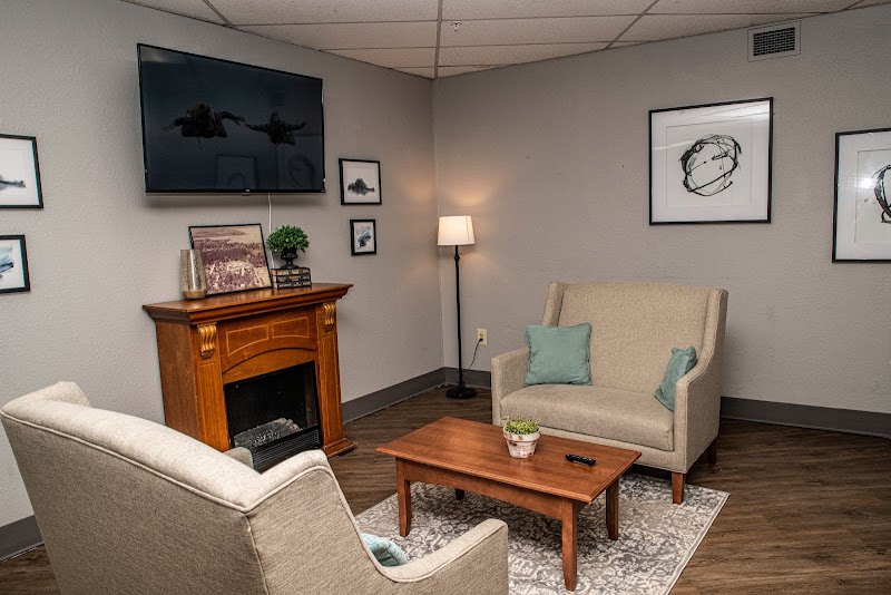 THE SPRINGS OF GREERS FERRY nursing home in HEBER SPRINGS, AR - Photo 3 of 5