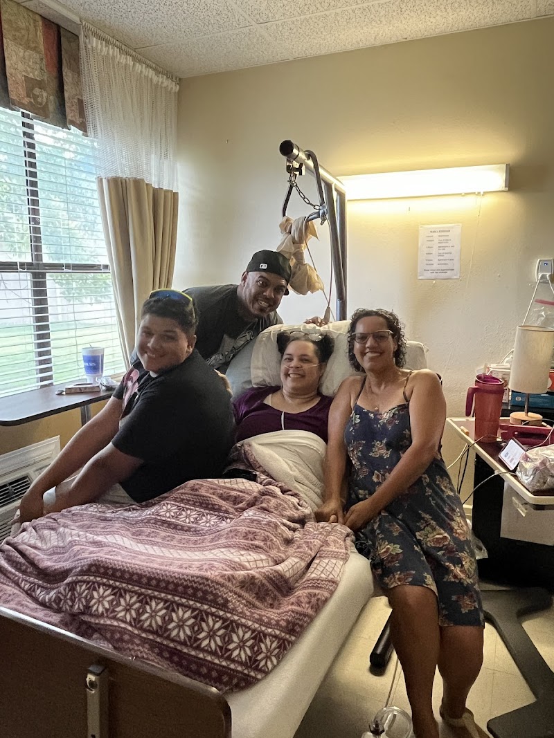 SPRINGDALE HEALTH AND REHABILITATION CENTER nursing home in SPRINGDALE, AR - Photo 3 of 5