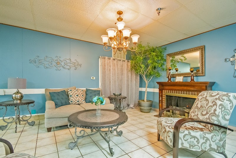 THE BLOSSOMS AT ROGERS REHAB & NURSING CENTER nursing home in ROGERS, AR - Photo 4 of 5