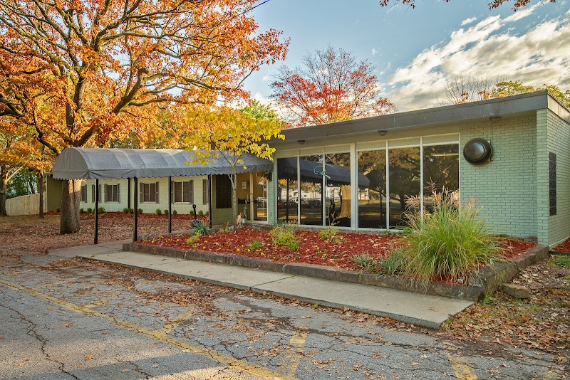 THE BLOSSOMS AT FORT SMITH REHAB & NURSING CENTER nursing home in FORT SMITH, AR - Photo 2 of 5