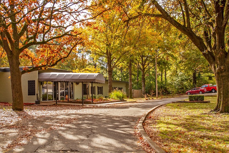 THE BLOSSOMS AT FORT SMITH REHAB & NURSING CENTER nursing home in FORT SMITH, AR - Photo 3 of 5