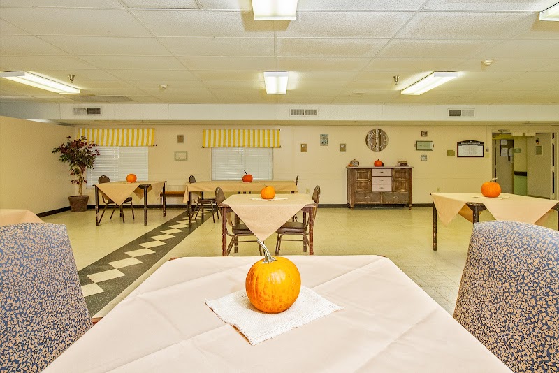 THE BLOSSOMS AT FORT SMITH REHAB & NURSING CENTER nursing home in FORT SMITH, AR - Photo 4 of 5