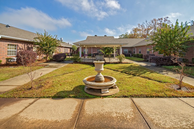 THE BLOSSOMS AT WHITE HALL REHAB & NURSING CENTER nursing home in WHITE HALL, AR - Photo 4 of 5
