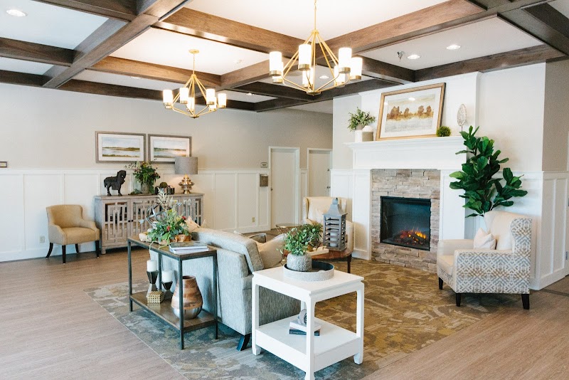 SPRING CREEK HEALTH & REHAB nursing home in CABOT, AR - Photo 3 of 9