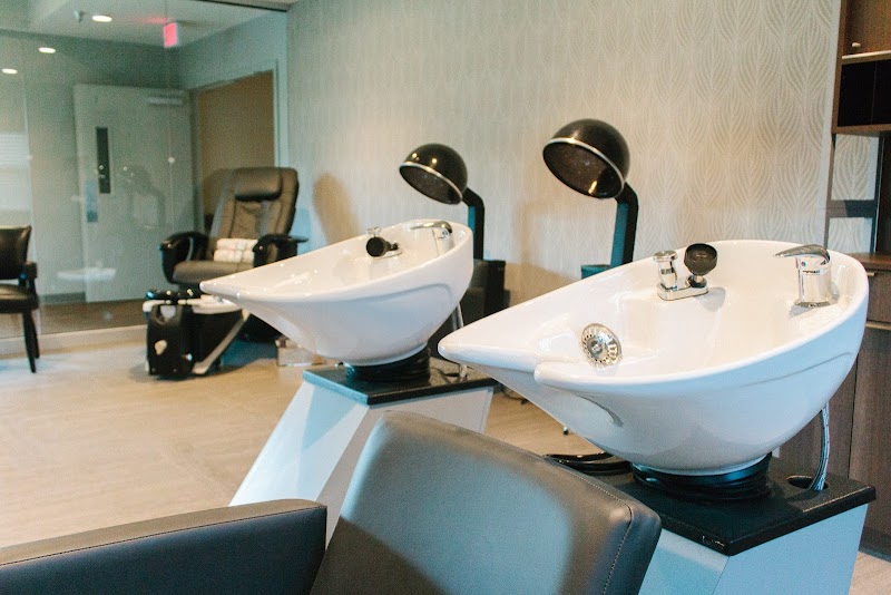 SPRING CREEK HEALTH & REHAB nursing home in CABOT, AR - Photo 4 of 9