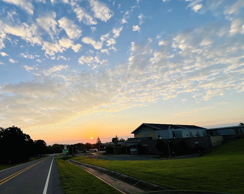 OZARK HEALTH NURSING AND REHAB  CENTER nursing home in CLINTON, AR - Photo 3 of 5