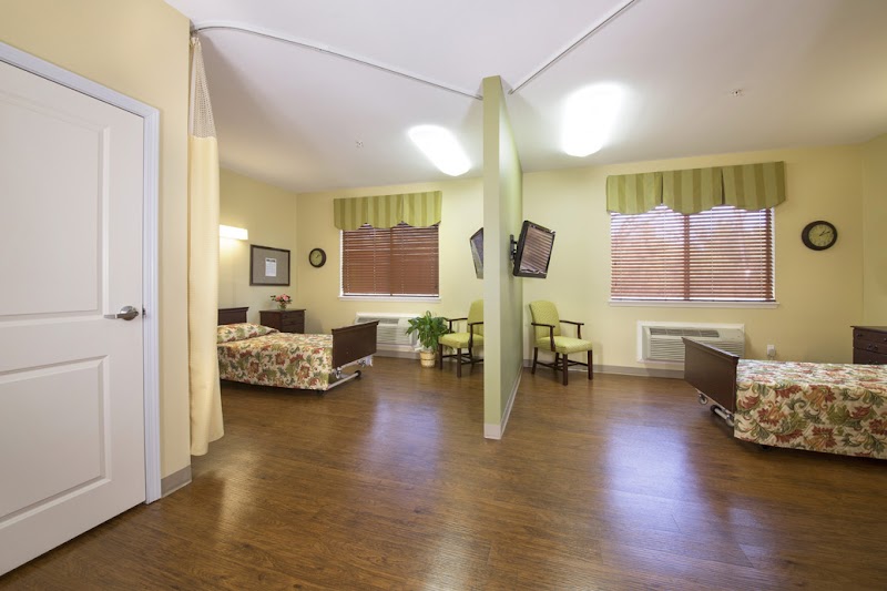 LAKE HAMILTON HEALTH AND REHAB nursing home in HOT SPRINGS, AR - Photo 4 of 10