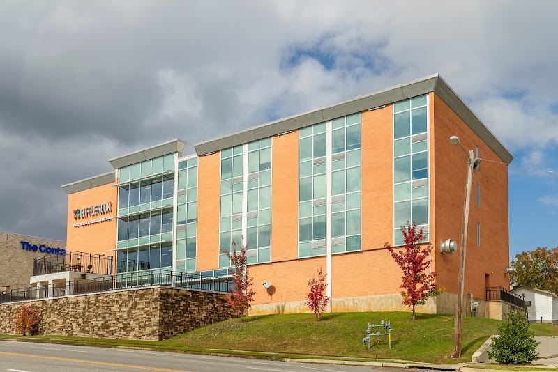 THE BLOSSOMS AT MIDTOWN REHAB & NURSING CENTER nursing home in LITTLE ROCK, AR - Photo 2 of 5
