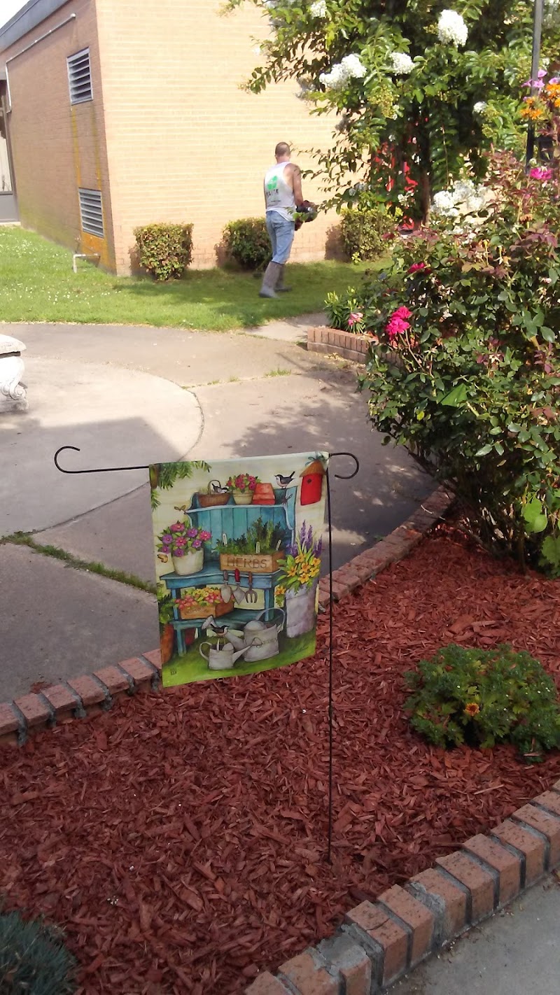 LAWRENCE HALL HEALTH & REHABILITATION nursing home in WALNUT RIDGE, AR - Photo 3 of 5