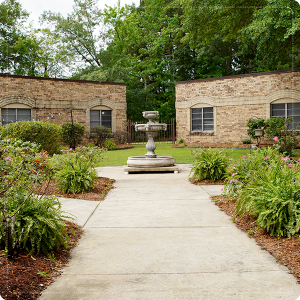 COTTAGE LANE HEALTH AND REHAB OF LITTLE ROCK nursing home in LITTLE ROCK, AR - Photo 3 of 5