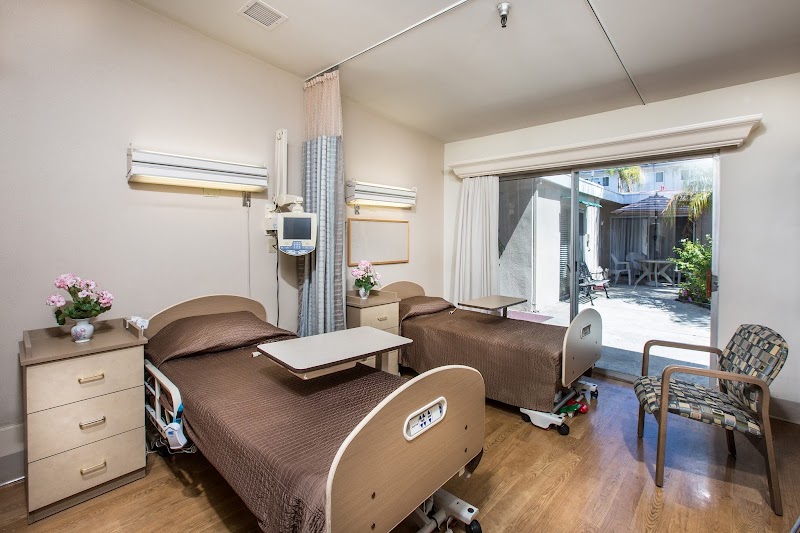 THE EARLWOOD nursing home in TORRANCE, CA - Photo 2 of 5