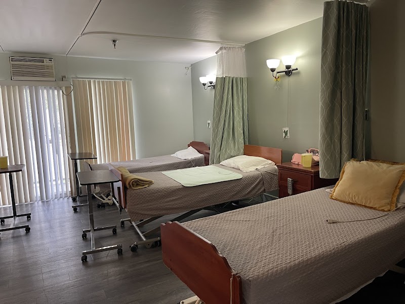 Maple Healthcare Center nursing home in LOS ANGELES, CA - Photo 2 of 5