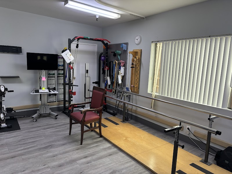 Maple Healthcare Center nursing home in LOS ANGELES, CA - Photo 3 of 5