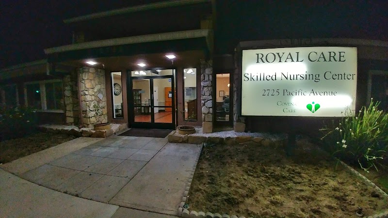 ROYAL CARE SKILLED NURSING CTR nursing home in LONG BEACH, CA - Photo 4 of 5