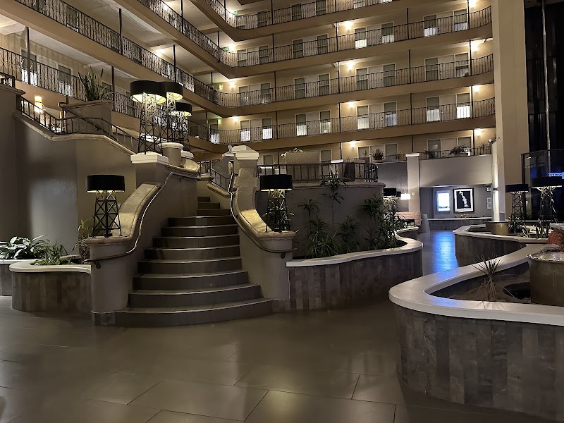 RIVIERA HEALTHCARE CENTER nursing home in PICO RIVERA, CA - Photo 4 of 5