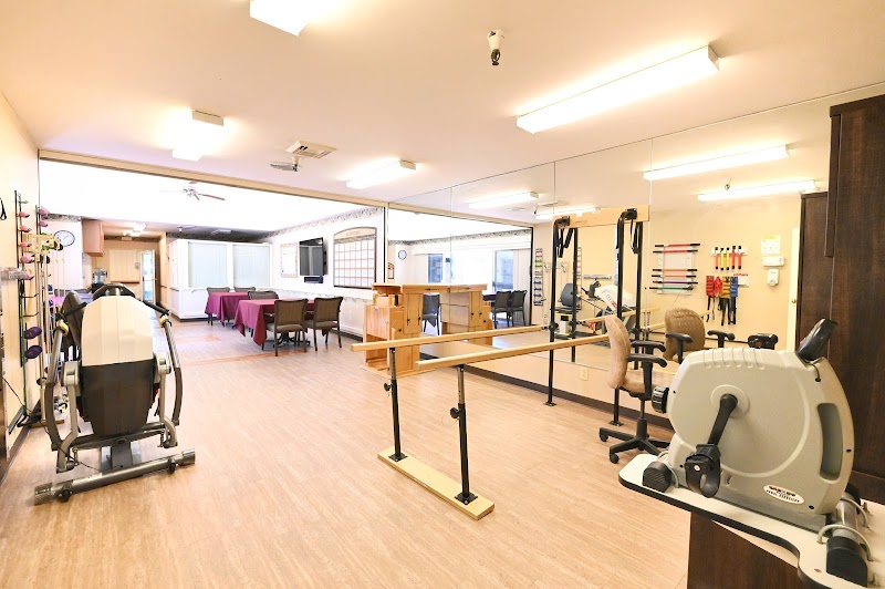 BERKLEY WEST HEALTHCARE CENTER nursing home in SANTA MONICA, CA - Photo 4 of 5