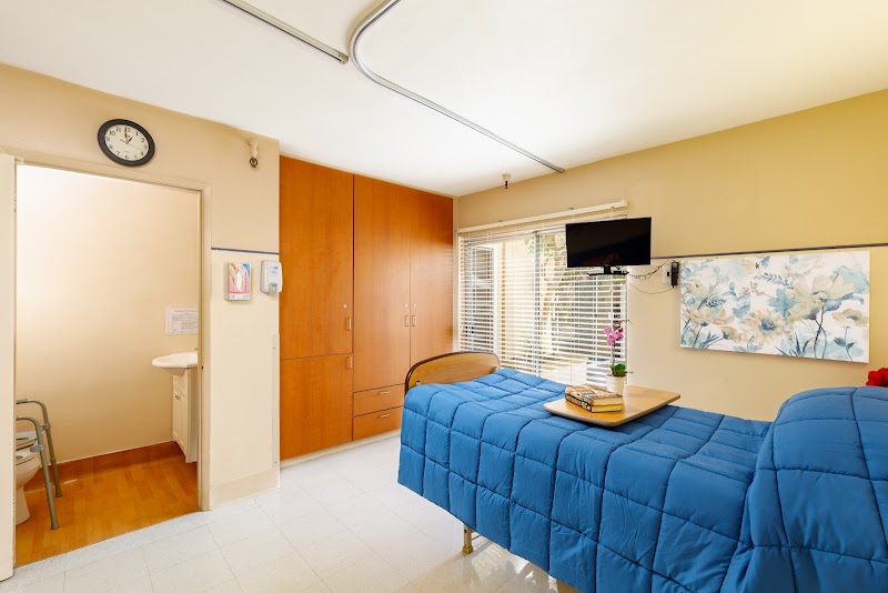 OCEAN POINTE HEALTHCARE CENTER nursing home in SANTA MONICA, CA - Photo 5 of 5