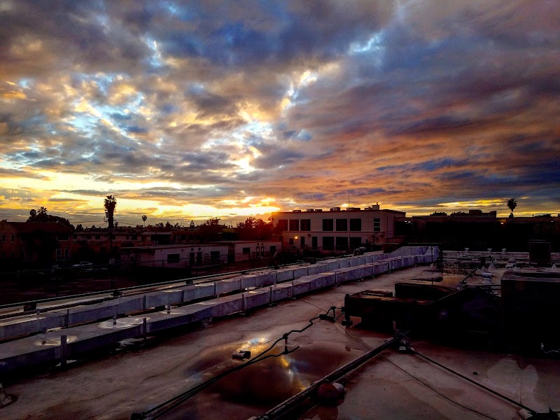 VIRGIL REHABILITATION & SKILLED NURSING CENTER nursing home in LOS ANGELES, CA - Photo 4 of 5