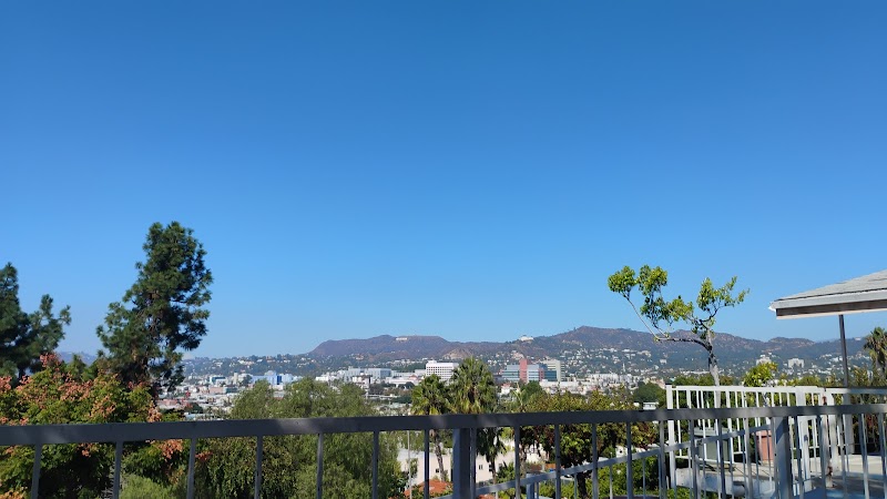 GARDEN CREST REHABILITATION CENTER nursing home in LOS ANGELES, CA - Photo 4 of 5