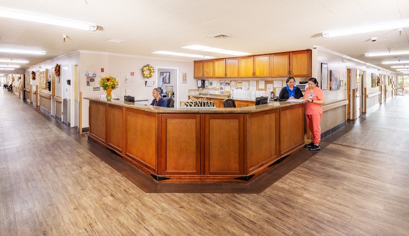 OAKWOOD GARDENS CARE CENTER nursing home in FRESNO, CA - Photo 3 of 10